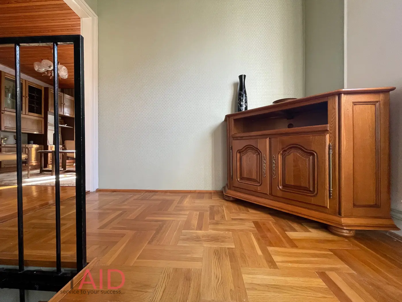STÉG64 RETRO külső nézet a vízpart felől